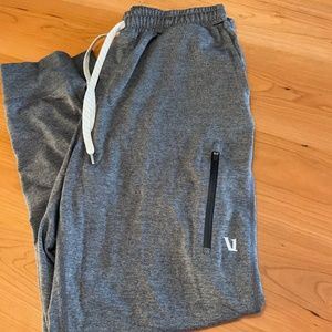 Vuori Sunday Performance Jogger - Grey
